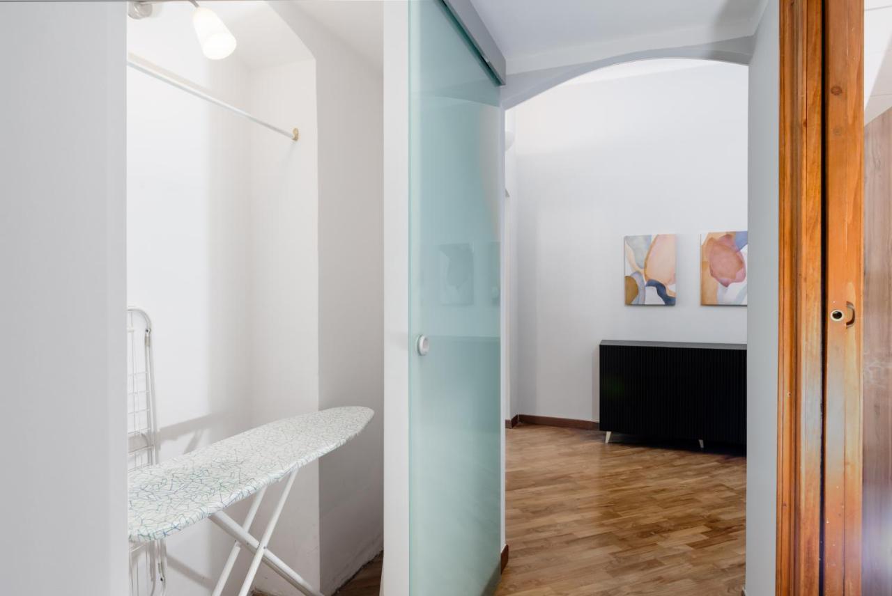 Esclusivo 130 Mq + Terrazzo Via San Vincenzo Apartment